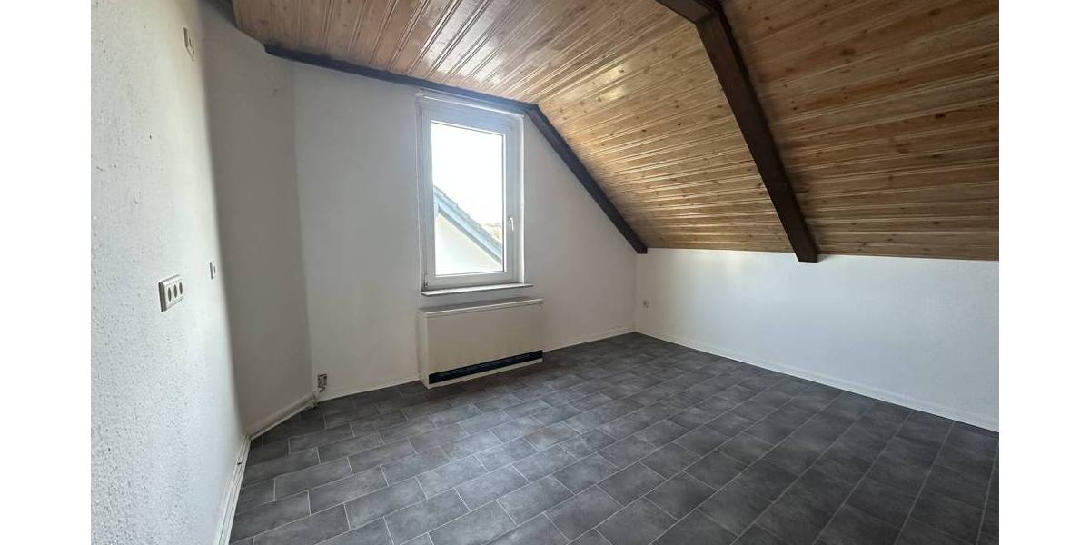 Einfamilienhaus Herten Langenbochum - 8 Zimmer, 215 m&sup2;, 350.000&euro; | Angebot:26142775