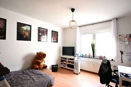 Wohnung Bochum Innenstadt - 3 Zimmer, 72 m&sup2;, 750&euro; | Angebot:25988080