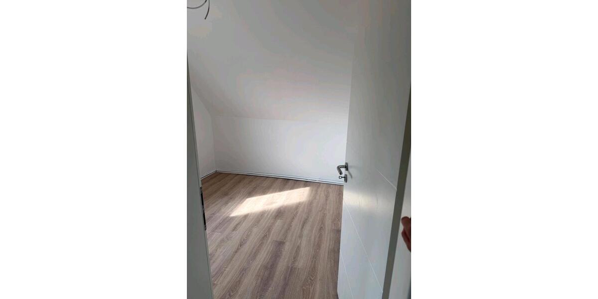 Etagenwohnung Bergkamen - 3 Zimmer, 74 m&sup2;, 750&euro; | Angebot:25854388