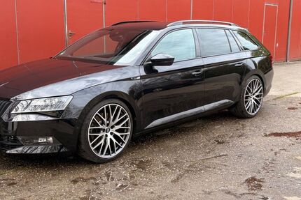 Skoda Superb 74.400 km 26.000 &euro; Dorsten 46282