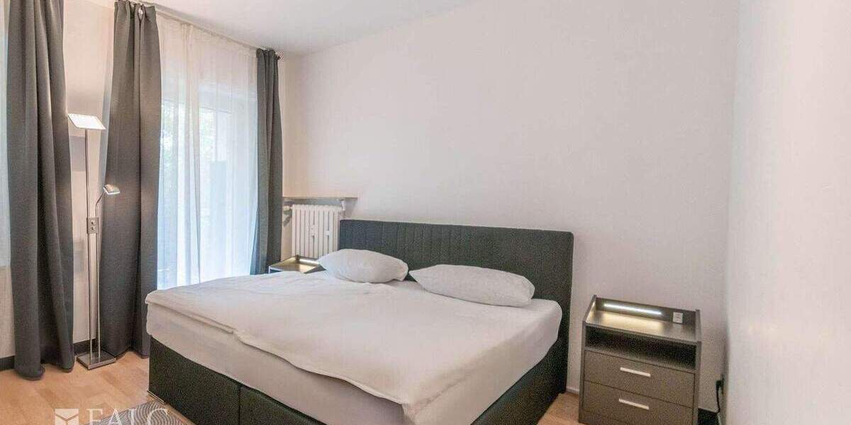 Zimmer Essen Stadtkern - 2 Zimmer, 70 m&sup2;, 1.500&euro; | Angebot:25698262