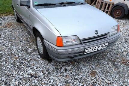 Opel Kadett 102.864 km 1.200 &euro; Werne 59368