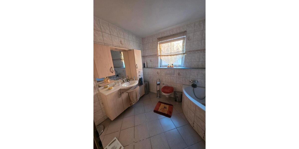 Doppelhaushälfte Lünen Alstedde - 2 Zimmer, 160 m&sup2;, 1.800&euro; | Angebot:26595948