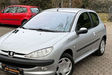 Peugeot 206 141.733 km 1.990 &euro; Essen 45326