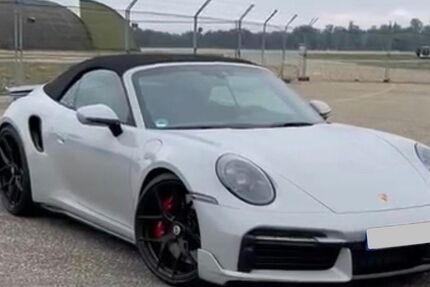 Porsche 992 14.505 km 209.900 &euro; Dortmund 44139