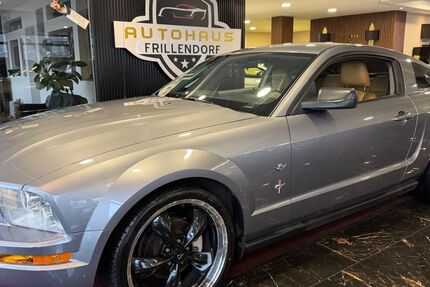 Ford Mustang 107.075 km 11.950 &euro; Essen 45139