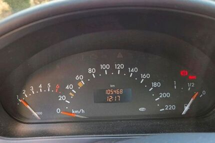 Mercedes-Benz A 140 105.468 km 800 &euro; Essen 45141