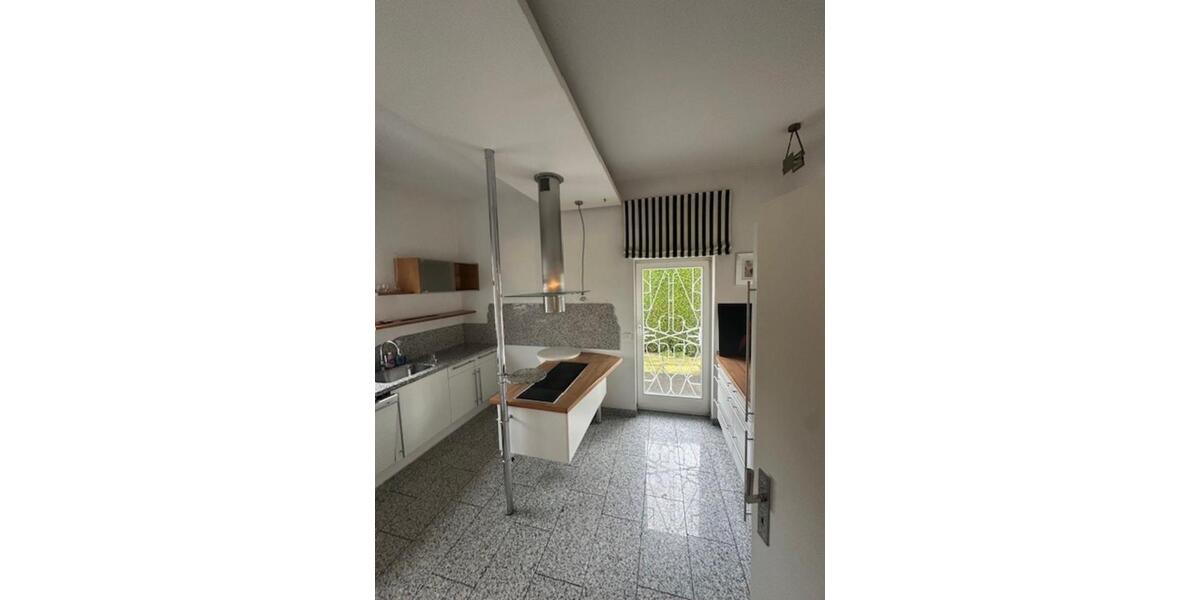 Einfamilienhaus Hagen Hagen-Mitte - 10 Zimmer, 260 m&sup2;, 569.000&euro; | Angebot:25294702