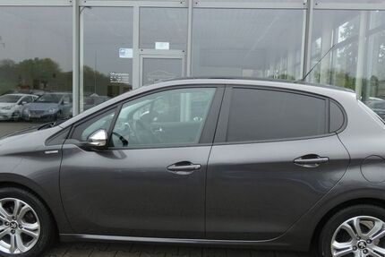 Peugeot 208 33.000 km 8.200 &euro; Bergkamen 59192
