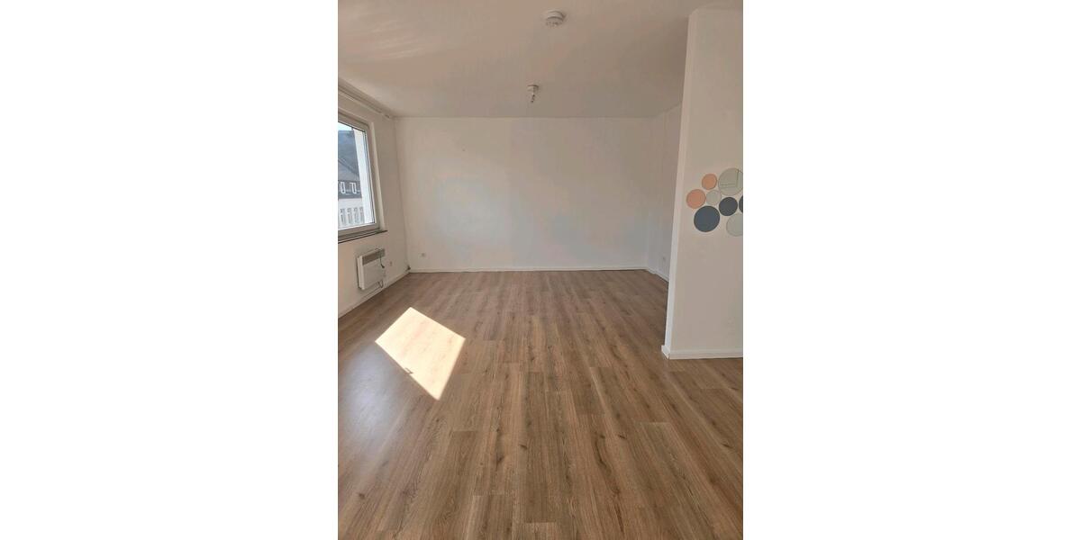 Etagenwohnung Essen Stadtbezirk III - 1 Zimmer, 47 m&sup2;, 595&euro; | Angebot:26049818