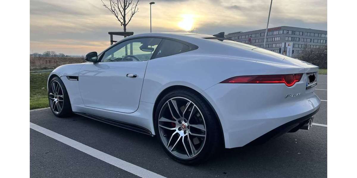 Jaguar F-Type 54.000 km 47.800 &euro; Kamen 59174