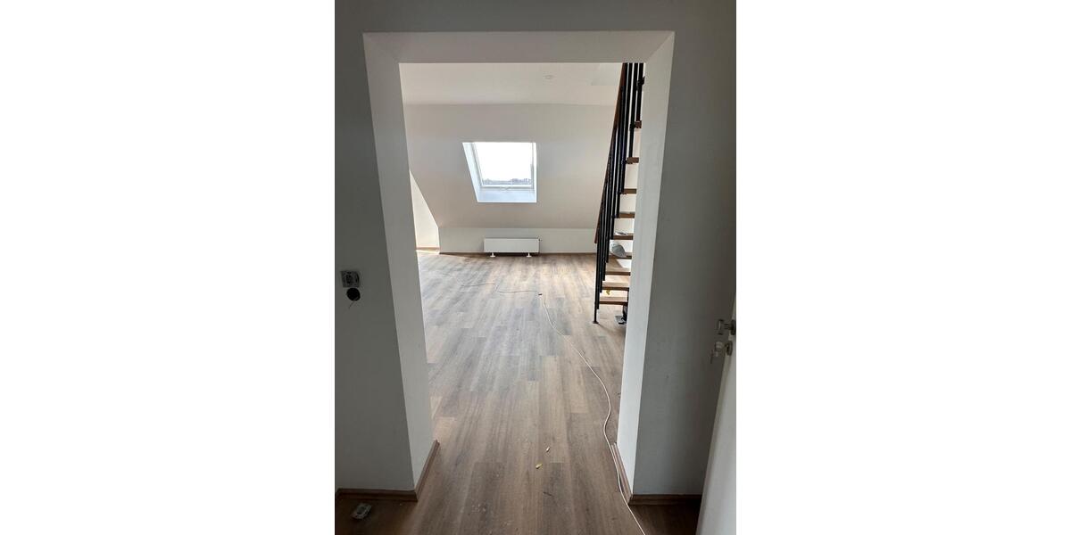 Dachgeschoßwohnung Witten Rüdinghausen - 3.5 Zimmer, 108 m&sup2;, 1.139&euro; | Angebot:26684542