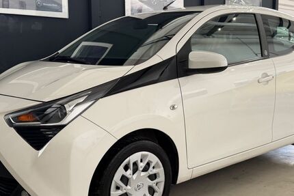Toyota Aygo (X) 79.800 km 8.999 &euro; Schwerte 58239