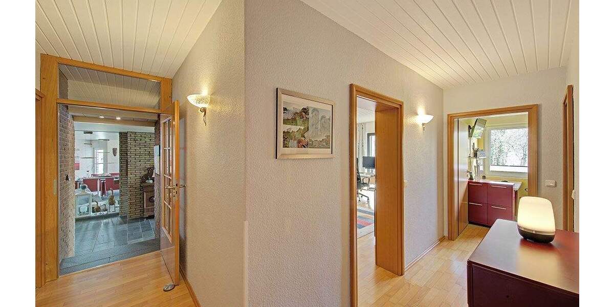 Einfamilienhaus Schwerte Ergste - 8 Zimmer, 330 m&sup2;, 890.000&euro; | Angebot:25685364
